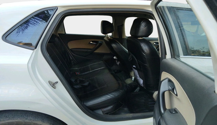 2011 Volkswagen Polo COMFORTLINE 1.2L, Diesel, Manual, 1,18,196 km, interior