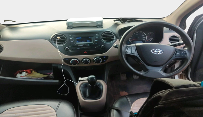 2018 Hyundai Grand i10 MAGNA 1.2 KAPPA VTVT, Petrol, Manual, 1,40,395 km, interior