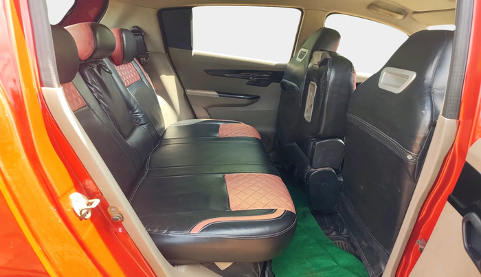 2016 Mahindra Kuv100 K6 6 STR, Petrol, Manual, 95,422 km, interior