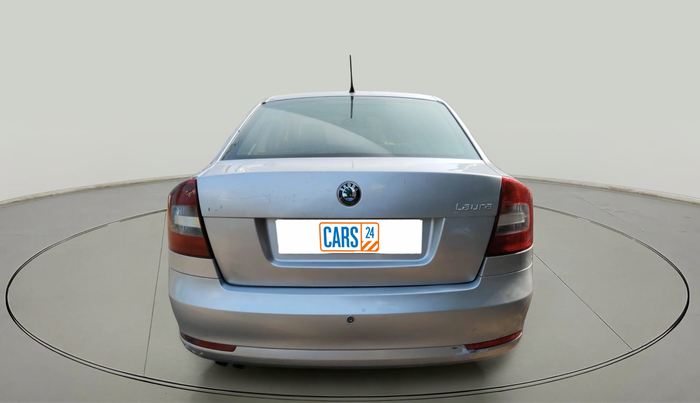 2011 Skoda Laura CLASSIC 1.8 TSI, Petrol, Manual, 1,27,792 km, exterior