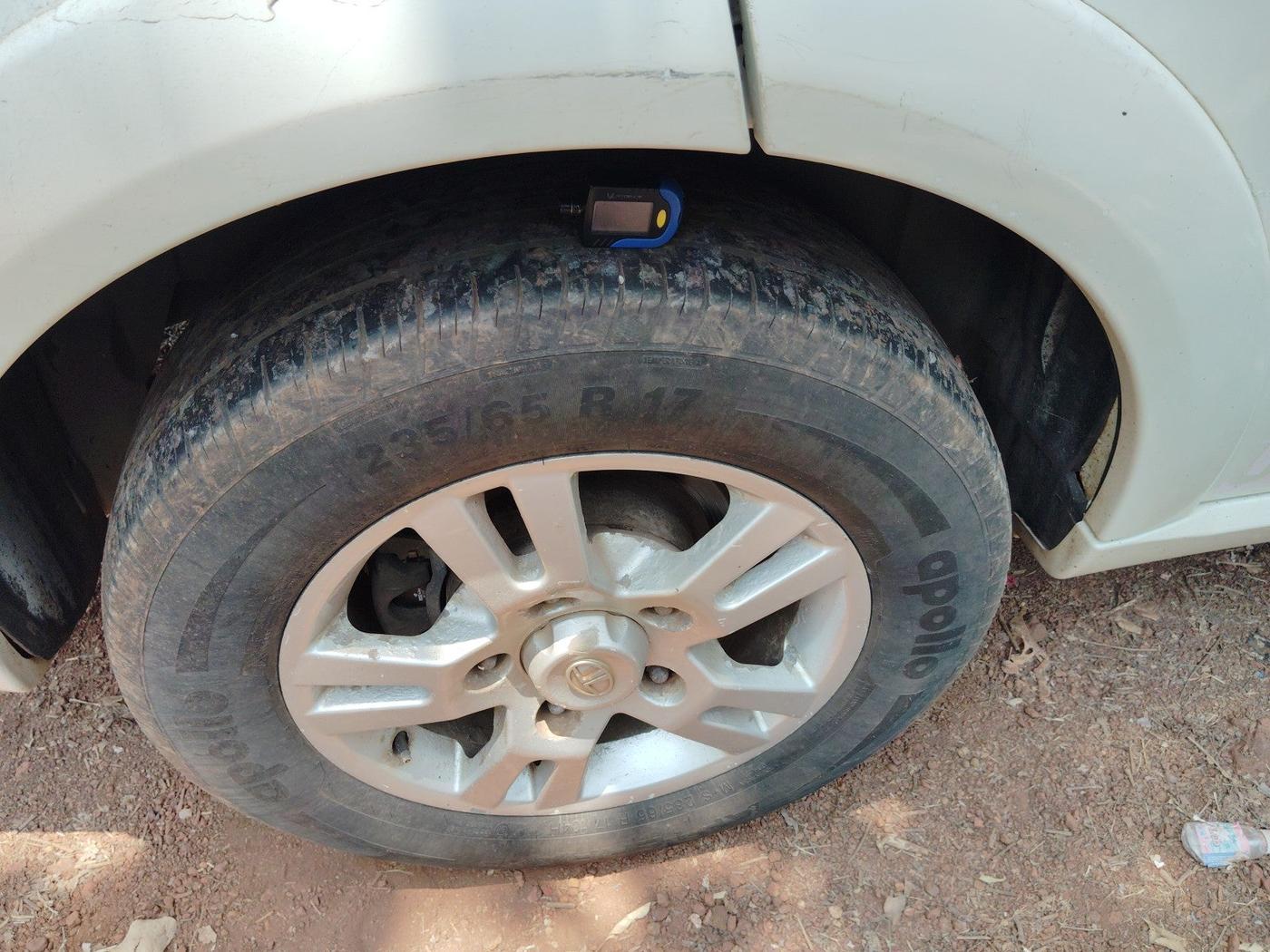 2010 Tata Aria PRIDE 4X4, Diesel, Manual, 1,83,128 km, tyre
