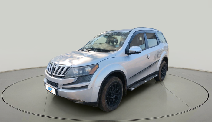 2013 Mahindra XUV500 W6, Diesel, Manual, 1,85,710 km, exterior