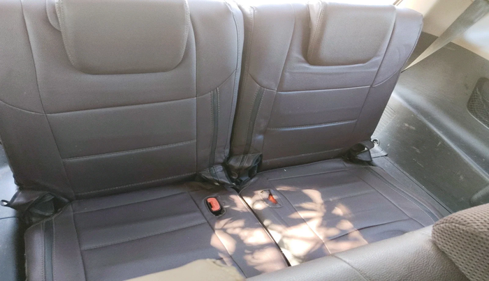 2013 Mahindra XUV500 W6, Diesel, Manual, 1,85,710 km, interior