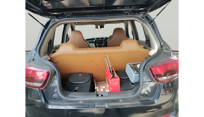 2016 Mahindra Kuv100 K4 D 6 STR, Diesel, Manual, 1,09,632 km, exterior