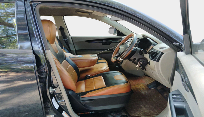 2016 Mahindra Kuv100 K4 D 6 STR, Diesel, Manual, 1,09,632 km, interior