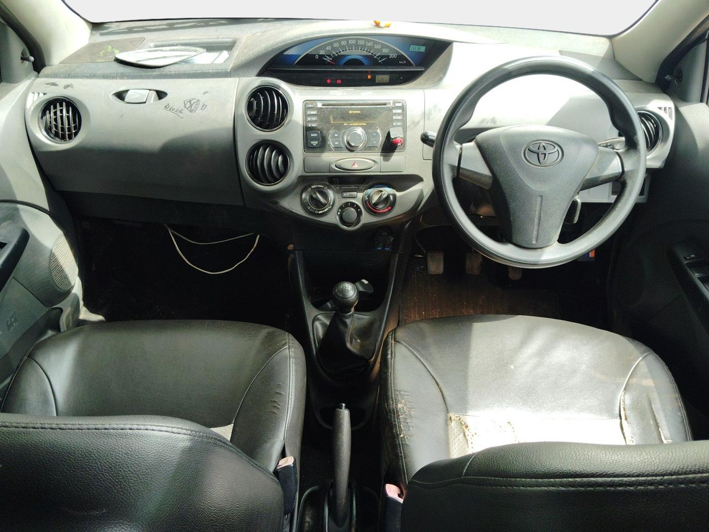2013 Toyota Etios G, Petrol, Manual, 89,963 km, interior