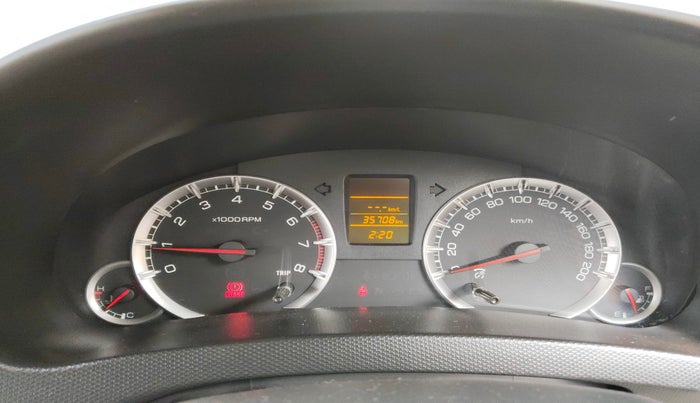 2013 Maruti Swift VXI, Petrol, Manual, 35,708 km, interior