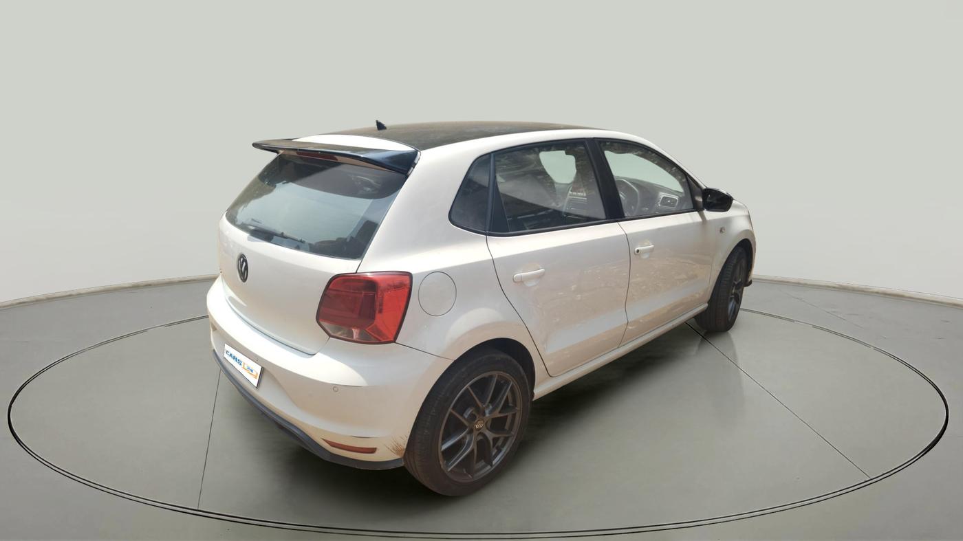 2015 Volkswagen Polo HIGHLINE1.2L, Petrol, Manual, 1,00,247 km, exterior