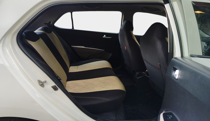 2017 Hyundai Grand i10 SPORTZ 1.2 KAPPA VTVT, Petrol, Manual, 59,205 km, interior