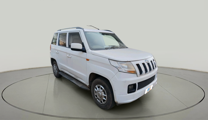 2015 Mahindra TUV300 T6, Diesel, Manual, 1,33,260 km, exterior