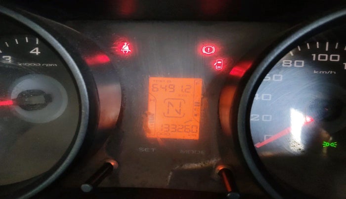 2015 Mahindra TUV300 T6, Diesel, Manual, 1,33,260 km, interior