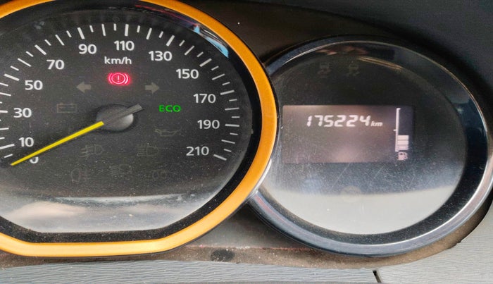 2015 Renault Duster RXL 85PS EXPLORE, Diesel, Manual, 1,75,224 km, interior