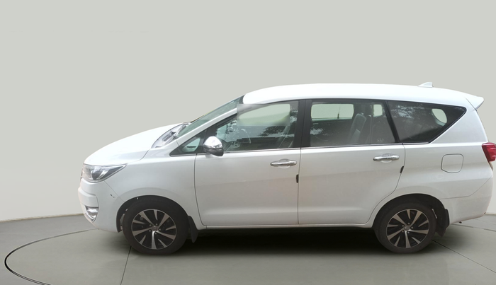 2023 Toyota Innova Crysta 2.4 ZX 7STR, Diesel, Manual, 48,970 km, exterior