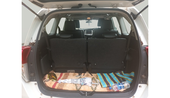 2023 Toyota Innova Crysta 2.4 ZX 7STR, Diesel, Manual, 48,970 km, exterior