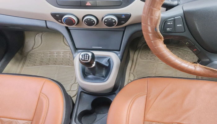 2014 Hyundai Xcent S (O) 1.2, Petrol, Manual, 81,531 km, interior