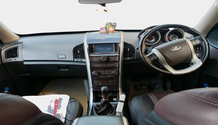 2012 Mahindra XUV500 W8, Diesel, Manual, 2,50,179 km, interior