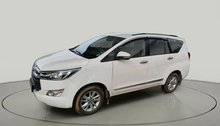 2017 Toyota Innova Crysta 2.8 GX AT 8 STR, Diesel, Automatic, 1,63,041 km, exterior
