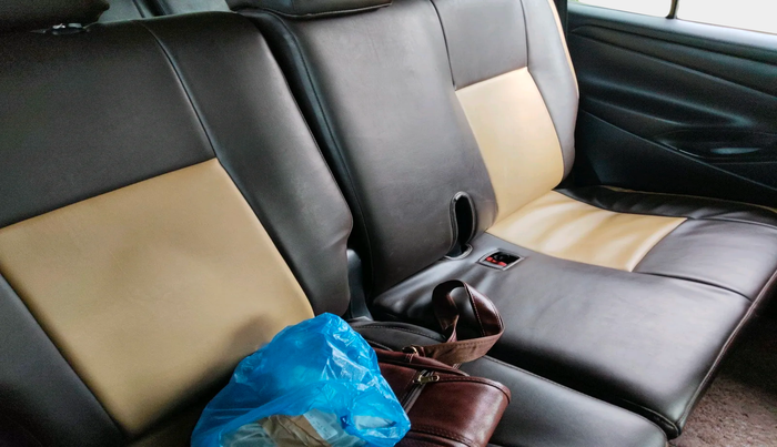 2017 Toyota Innova Crysta 2.8 GX AT 8 STR, Diesel, Automatic, 1,63,041 km, interior
