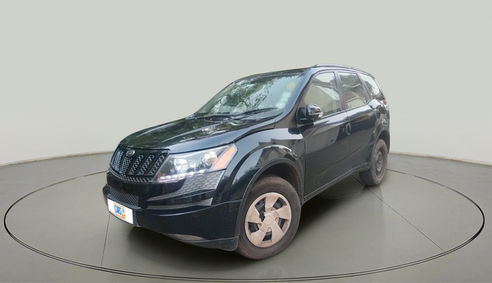 2015 Mahindra XUV500 W6, Diesel, Manual, 1,62,262 km, exterior
