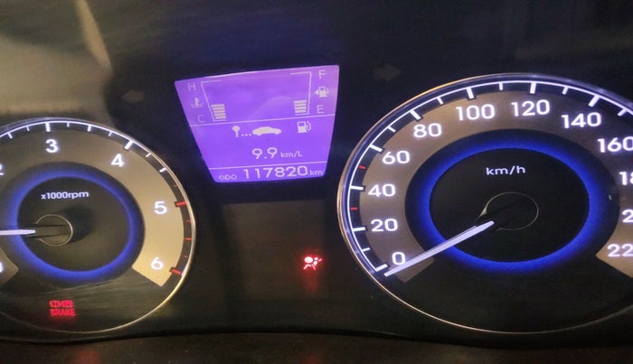 2012 Hyundai Verna FLUIDIC 1.6 CRDI SX, Diesel, Manual, 1,17,820 km, interior