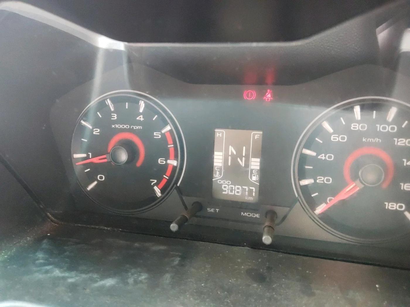 2016 Mahindra Kuv100 K8 6 STR, Petrol, Manual, 90,877 km, interior
