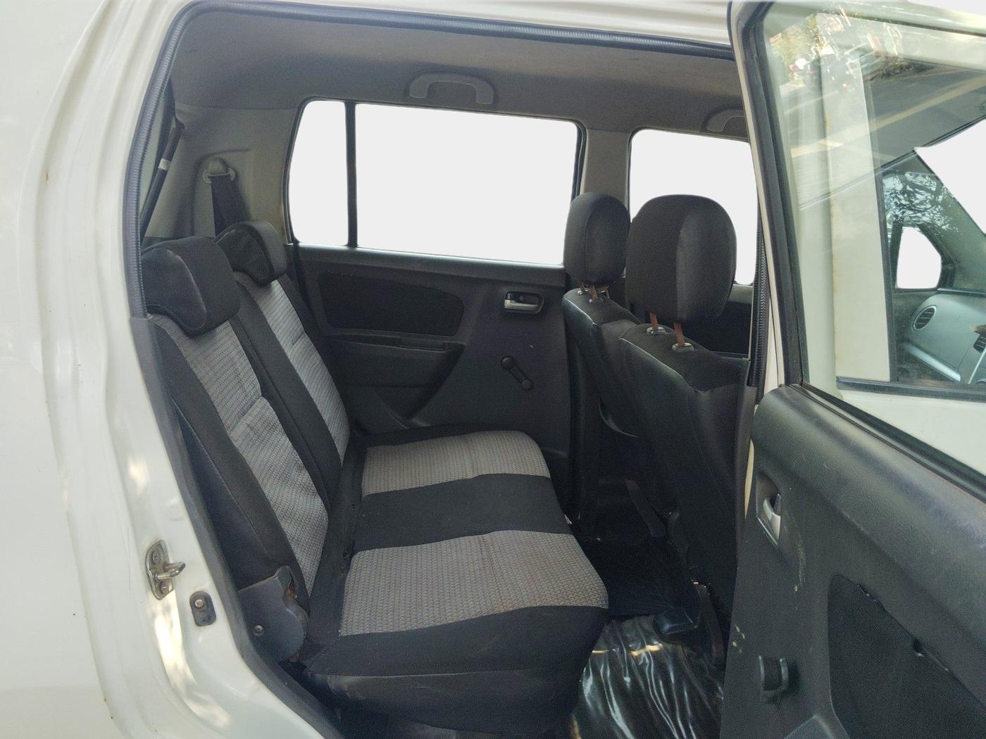 2011 Maruti Wagon R 1.0 LXI, Petrol, Manual, 47,458 km, interior