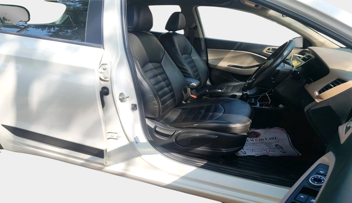 2017 Hyundai Elite i20 ASTA 1.2 (O), Petrol, Manual, 75,180 km, interior