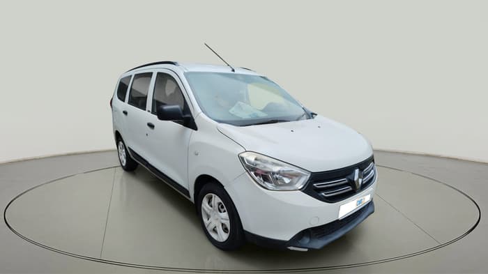 2017 Renault Lodgy 85 PS RXE 7 STR, Diesel, Manual, 1,79,461 km, exterior