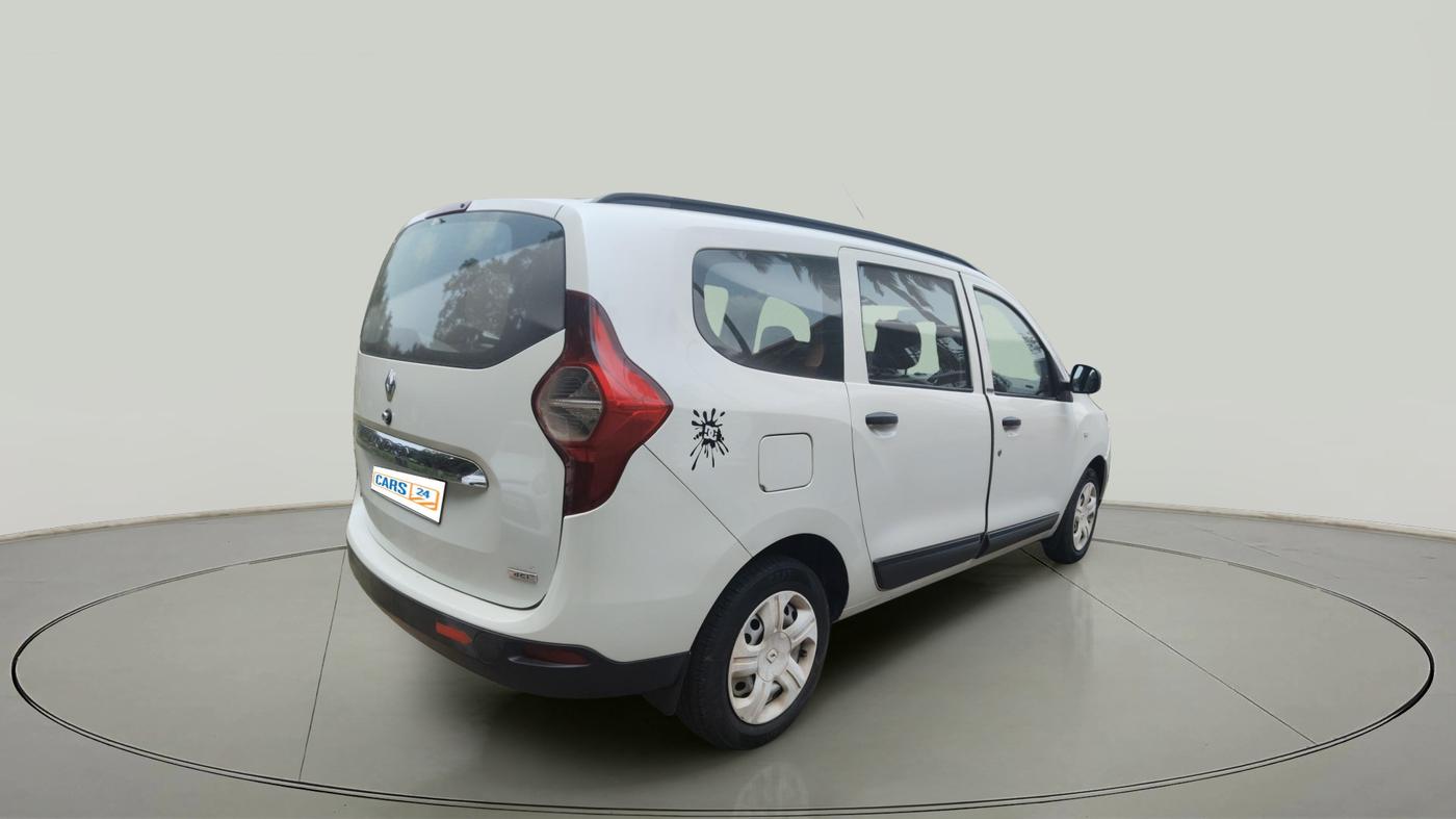 2017 Renault Lodgy 85 PS RXE 7 STR, Diesel, Manual, 1,79,461 km, exterior