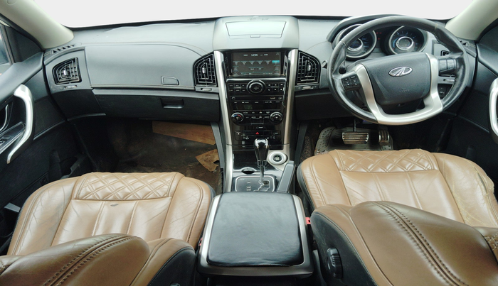 2018 Mahindra XUV500 W11 AT, Diesel, Automatic, 75,446 km, interior