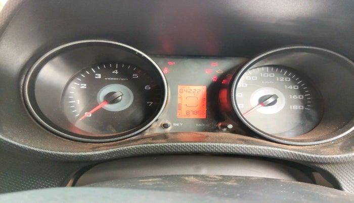 2017 Mahindra TUV300 T4 PLUS, Diesel, Manual, 87,856 km, interior