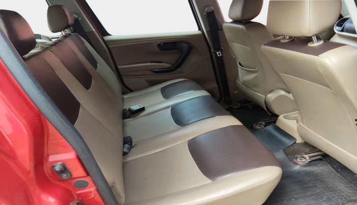 2017 Mahindra TUV300 T4 PLUS, Diesel, Manual, 87,856 km, interior