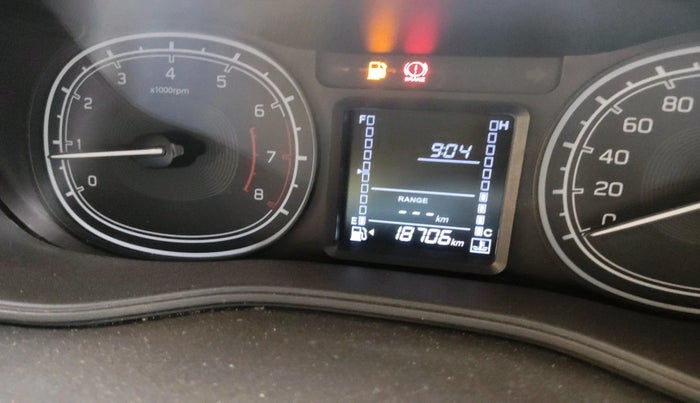 2022 Maruti Vitara Brezza LXI, Petrol, Manual, 18,706 km, interior