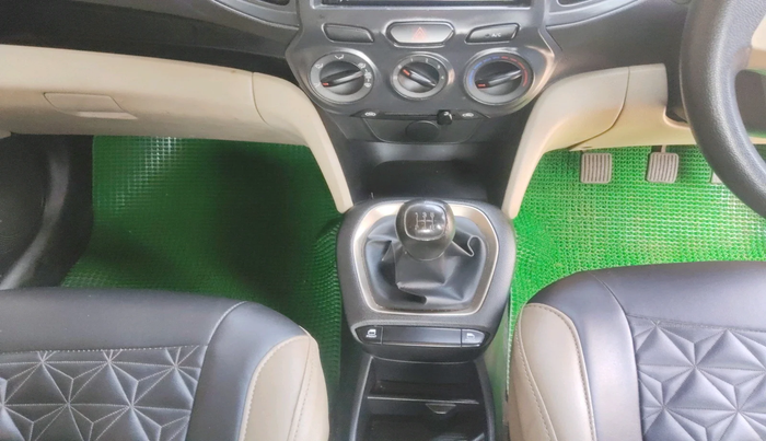 2019 Hyundai NEW SANTRO ERA EXECUTIVE, Petrol, Manual, 38,879 km, interior