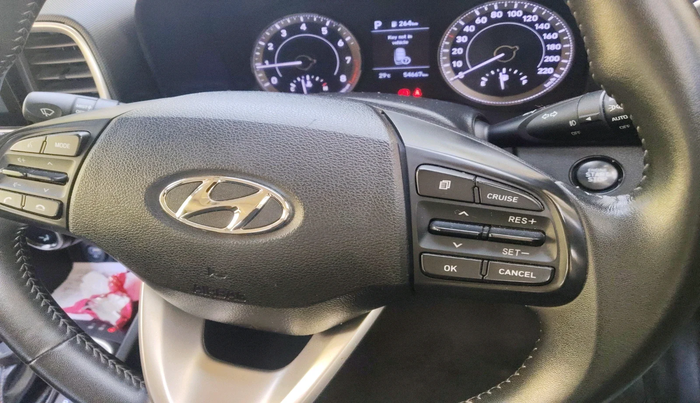 2019 Hyundai VENUE SX PLUS 1.0 TURBO DCT, Petrol, Automatic, 54,667 km, interior