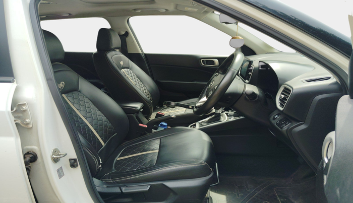 2019 Hyundai VENUE SX PLUS 1.0 TURBO DCT, Petrol, Automatic, 79,622 km, interior
