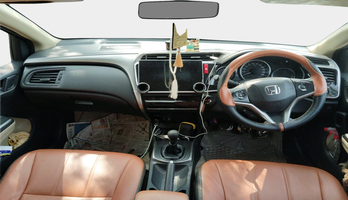 2015 Honda City 1.5L I-VTEC VX, Petrol, Manual, 1,22,687 km, interior