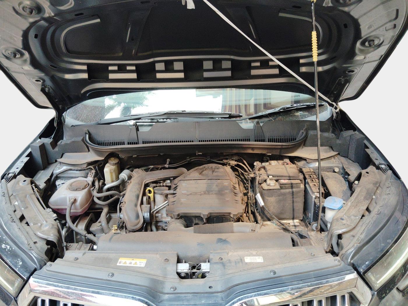 2023 Skoda KUSHAQ AMBITION 1.0L TSI AT, Petrol, Automatic, 36,924 km, exterior