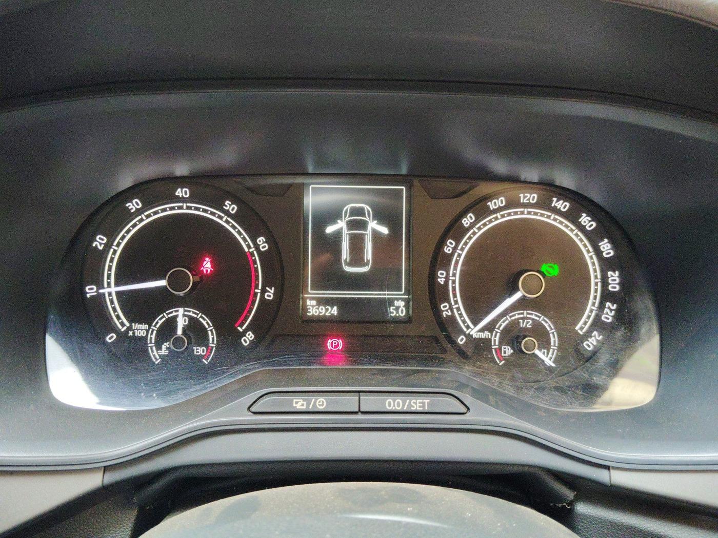 2023 Skoda KUSHAQ AMBITION 1.0L TSI AT, Petrol, Automatic, 36,924 km, interior