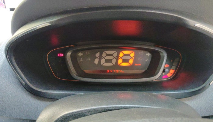 2018 Renault Kwid RXT 0.8 (O), Petrol, Manual, 34,794 km, interior