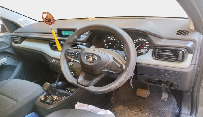 2022 Tata PUNCH ADVENTURE AMT, Petrol, Automatic, 30,297 km, interior