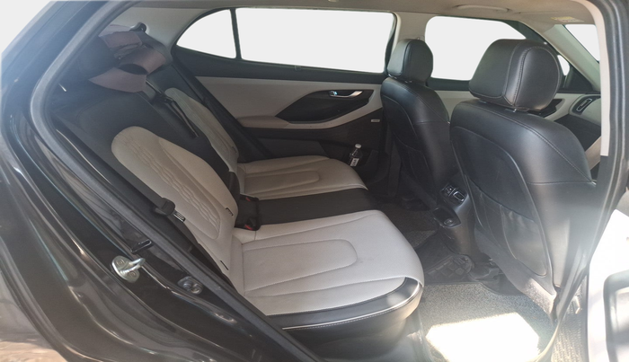 2020 Hyundai Creta SX (O) AT 1.5 DIESEL, Diesel, Automatic, 1,02,903 km, interior