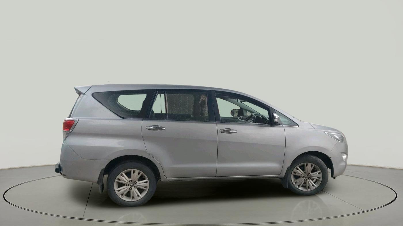 2016 Toyota Innova Crysta 2.8 ZX AT 7 STR, Diesel, Automatic, 1,77,587 km, exterior