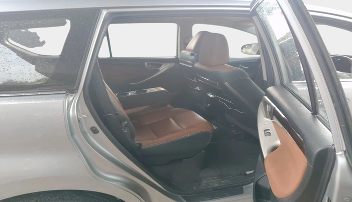 2016 Toyota Innova Crysta 2.8 ZX AT 7 STR, Diesel, Automatic, 1,77,587 km, interior