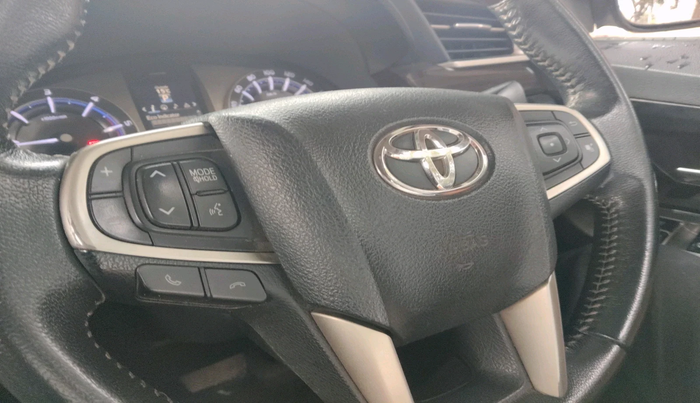 2016 Toyota Innova Crysta 2.8 ZX AT 7 STR, Diesel, Automatic, 1,77,587 km, interior