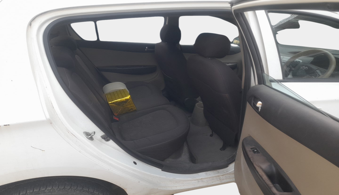 2010 Hyundai i20 MAGNA 1.2, Petrol, Manual, 1,44,194 km, interior