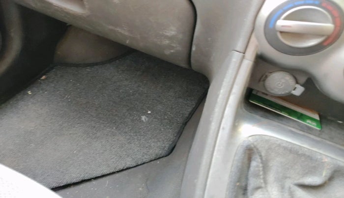 2011 Hyundai i10 ERA 1.1, Petrol, Manual, 75,205 km, interior