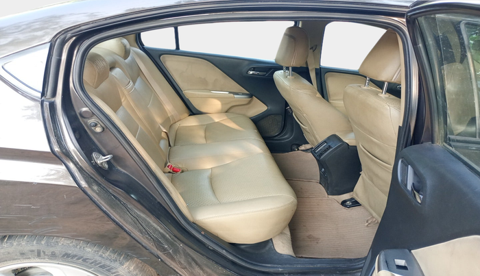 2015 Honda City 1.5L I-DTEC V, Diesel, Manual, 1,33,969 km, interior
