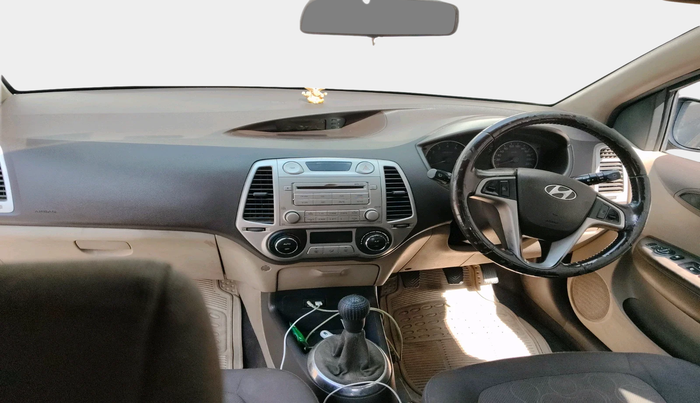 2011 Hyundai i20 ASTA 1.2, Petrol, Manual, 82,758 km, interior
