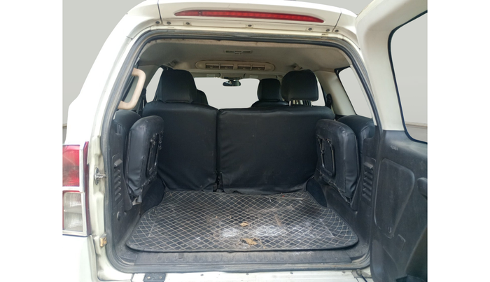 2016 Tata Safari Storme 2.2 VX 4X2, Diesel, Manual, 2,95,081 km, exterior